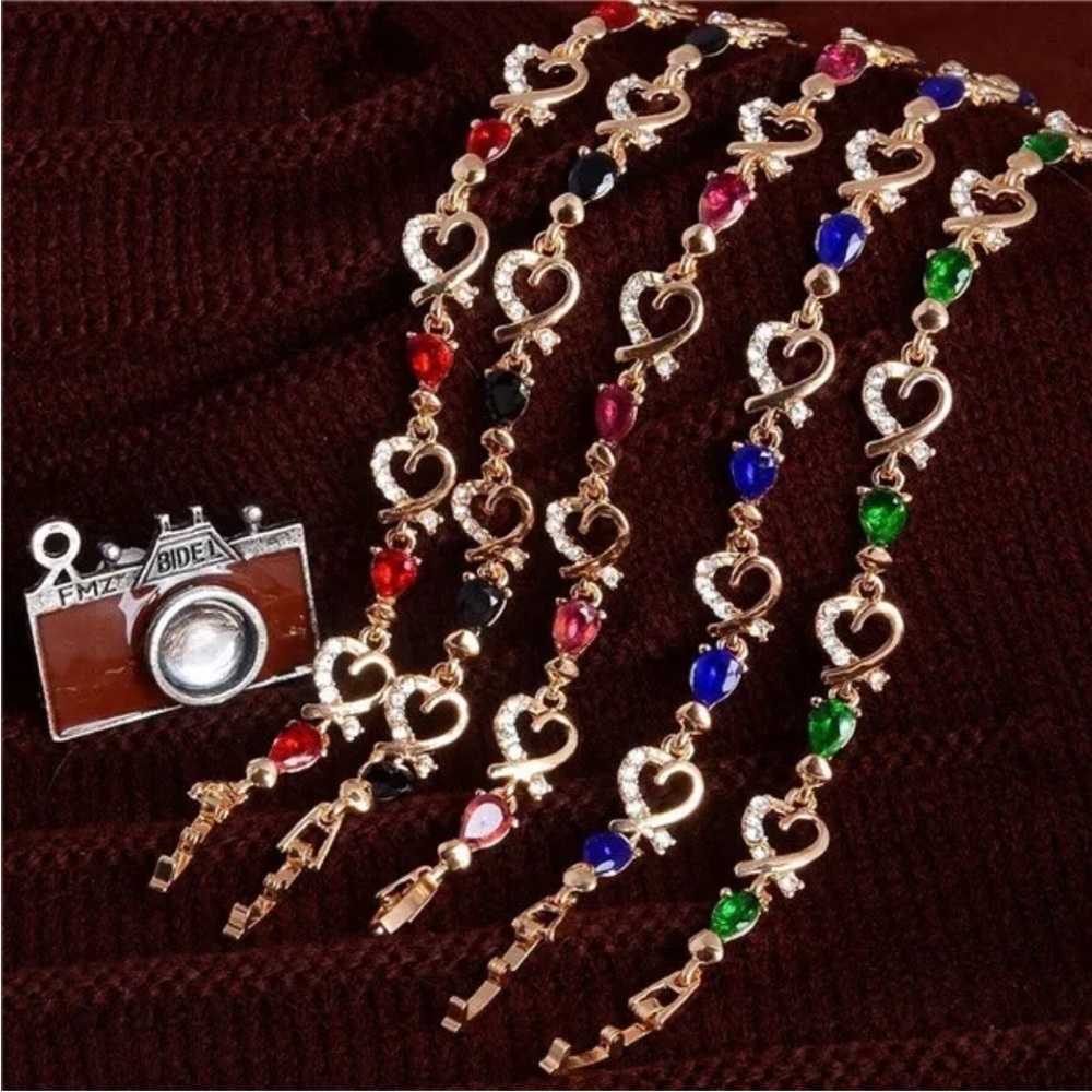 Gold Plated Green Cubic Zirconia Hearts Bracelet